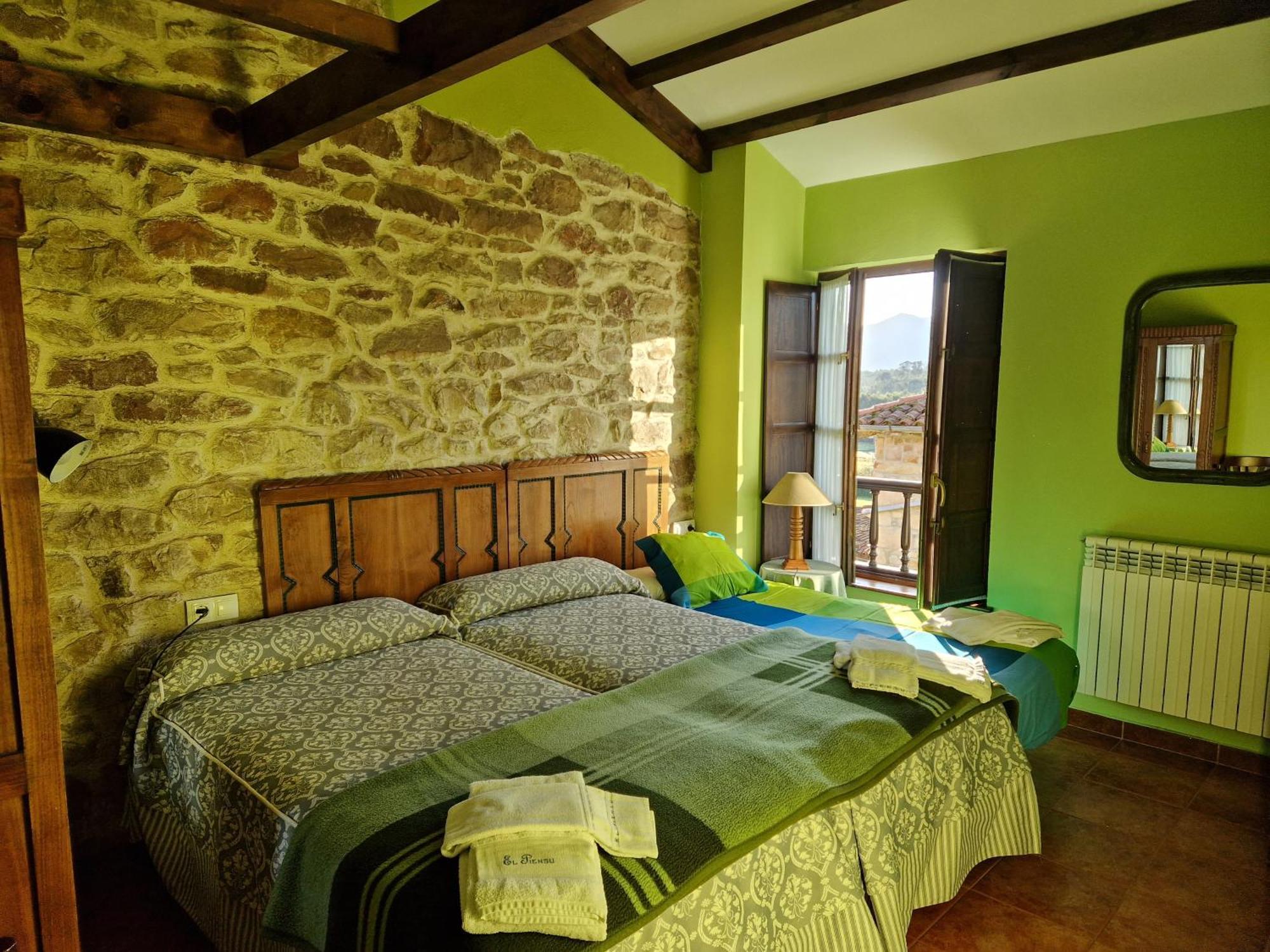 Turismo Rural El Piensu Villaviciosa  Zimmer foto
